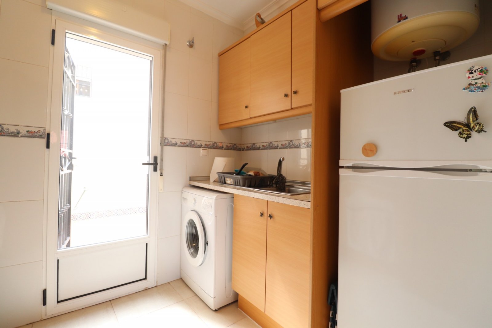 Erdgeschoss-Wohnung mit zwei Schlafzimmern in Los Altos