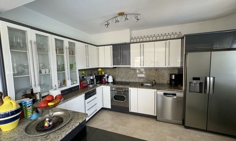 Freistehende Villa mit privatem Pool, Garage und herrlicher Aussicht am Golfplatz Las Ramblas