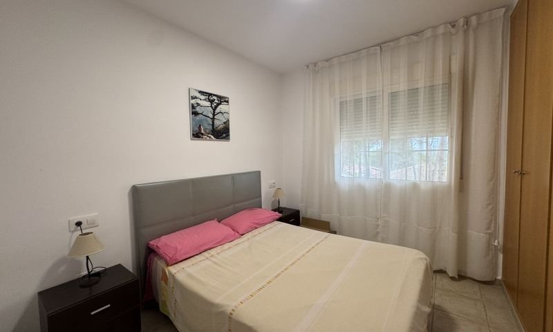 Charmante Villa mit Meerblick in Pinar de Campoverde auf einem großen von Pinien umgebenen Grundstück