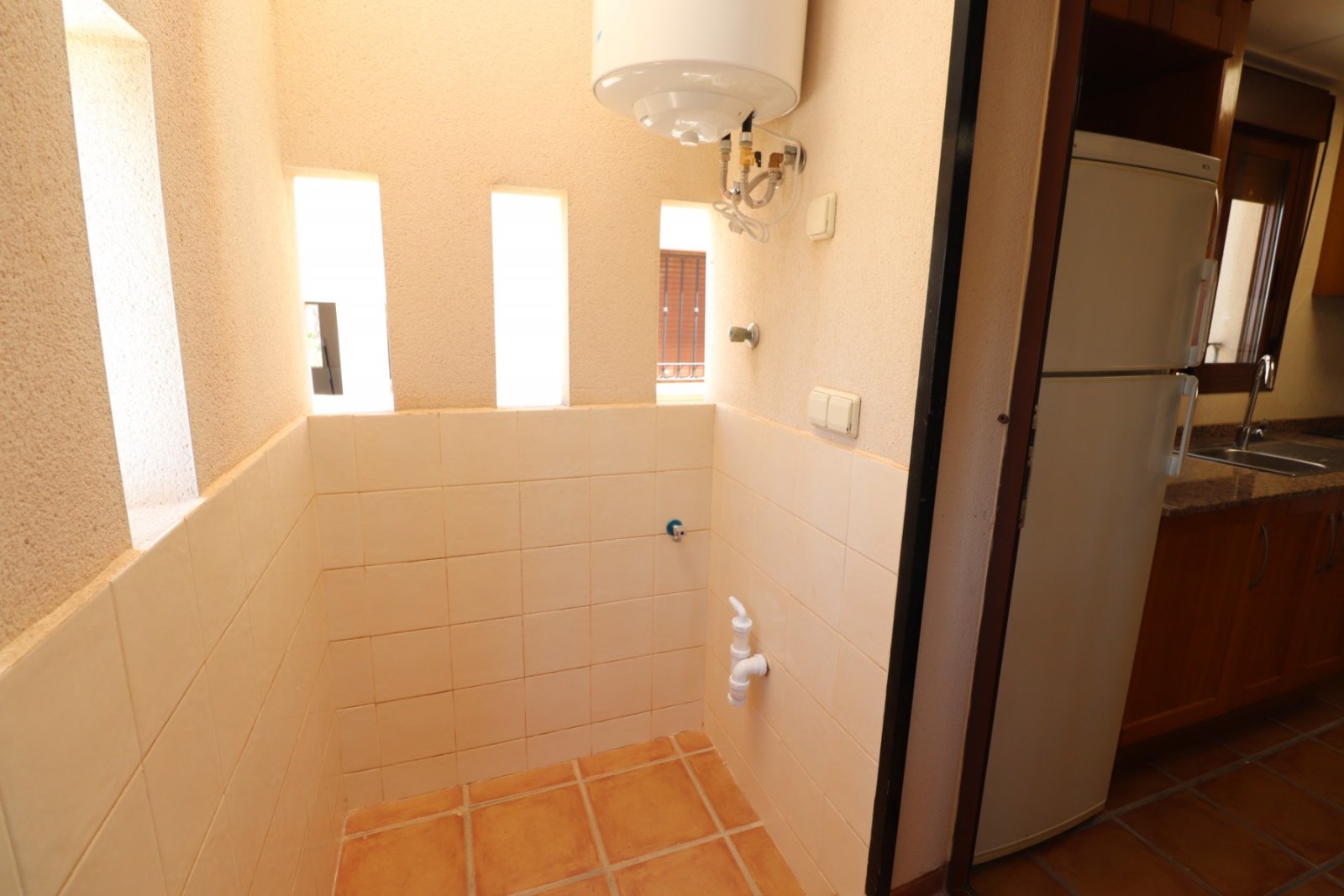 Semi-detached villa with 3 bedrooms, 2 bathrooms and communal pool on La Finca Golf Resort