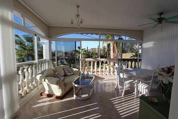 Beautiful villa with large private pool and impressive views over the coast