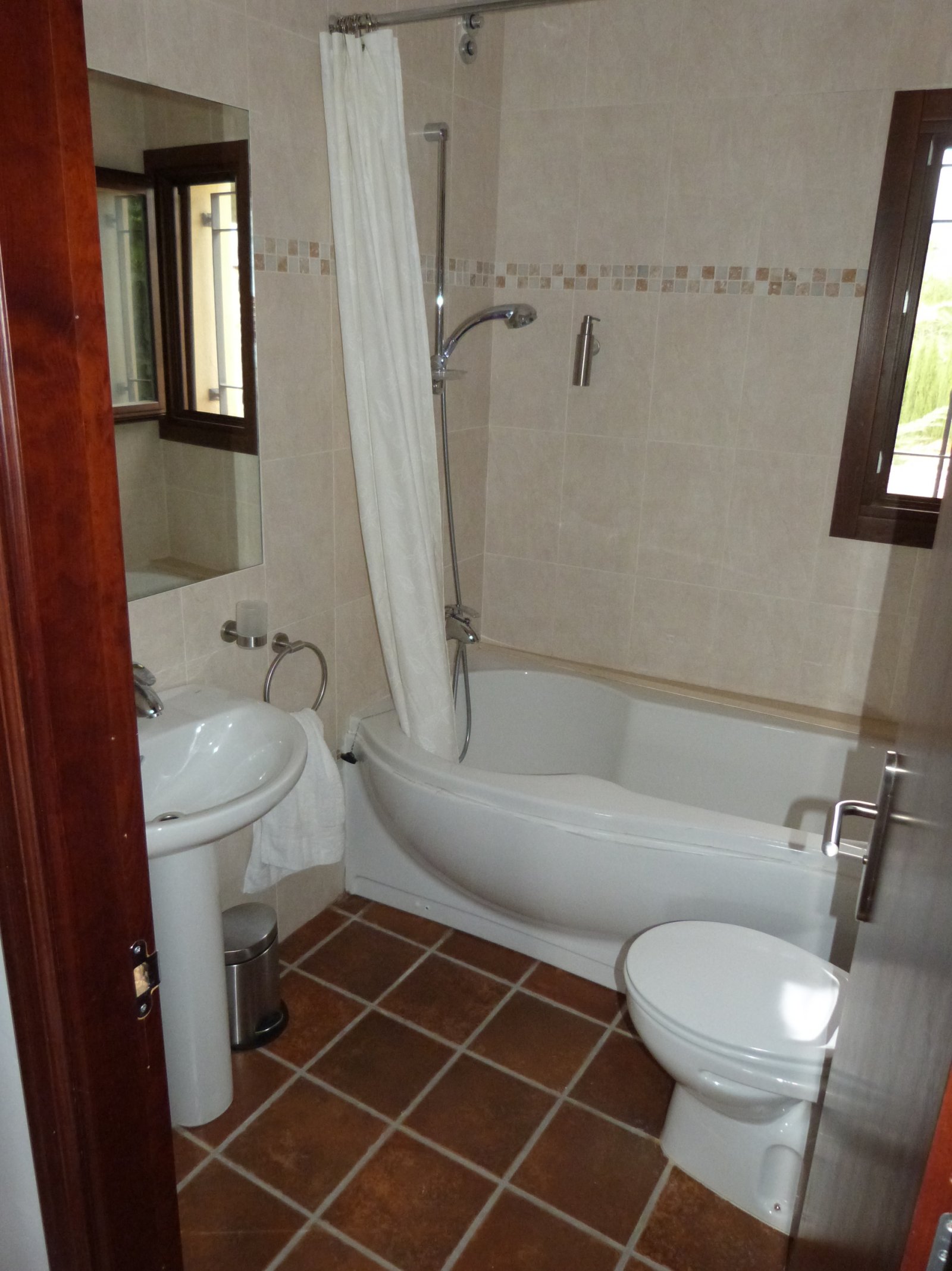   	 This Magnificent, 15 bedroom, Traditional Spanish Farmhouse in Ibi (one of only fifteen masias in the Vinalopo Valley] is located on ...