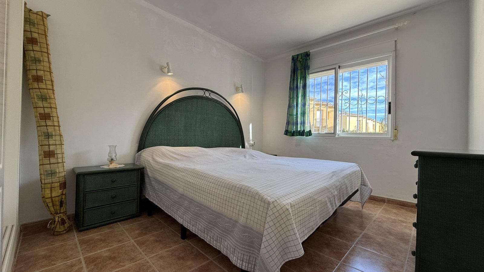 Sunny 3-Bedroom Villa with Pool