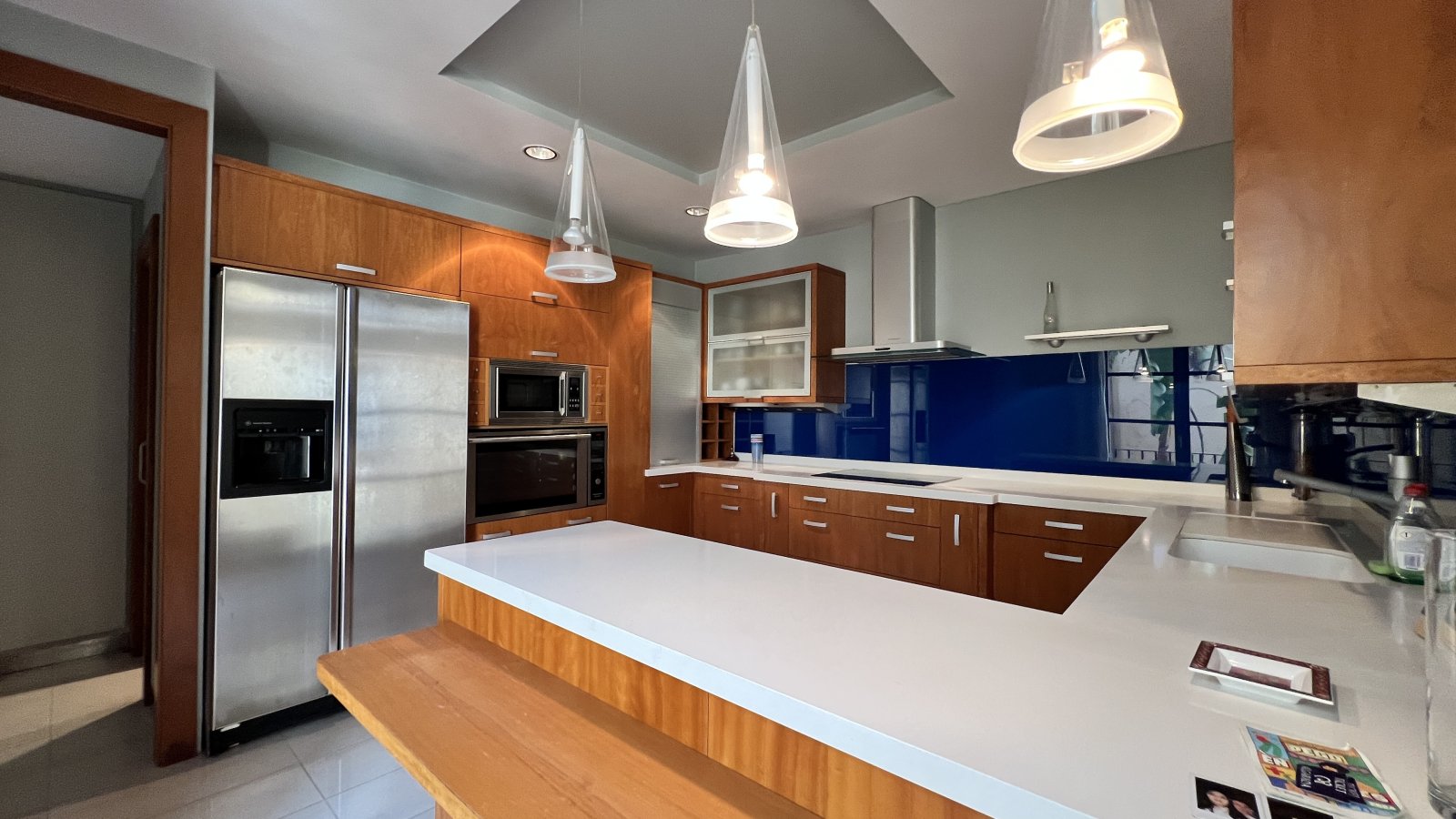 Prime Investment Property: Traditional Townhouse with Multiple Use Possibilities in the Center of Pego