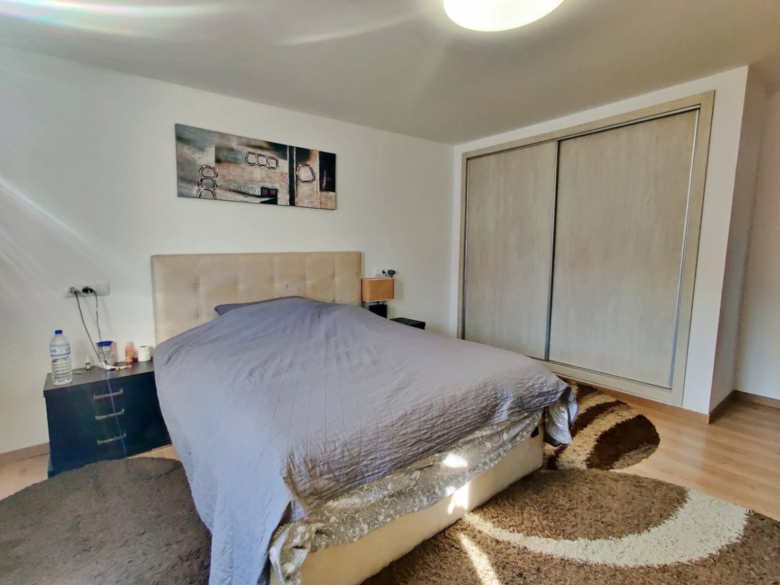 Villa with 2 independent homes, swimming pool and sea views