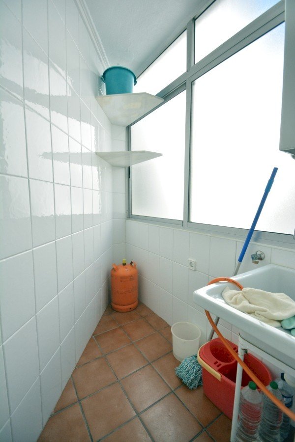 3-bedroom apartment with 1 bathroom and fantastic sea views near the beach