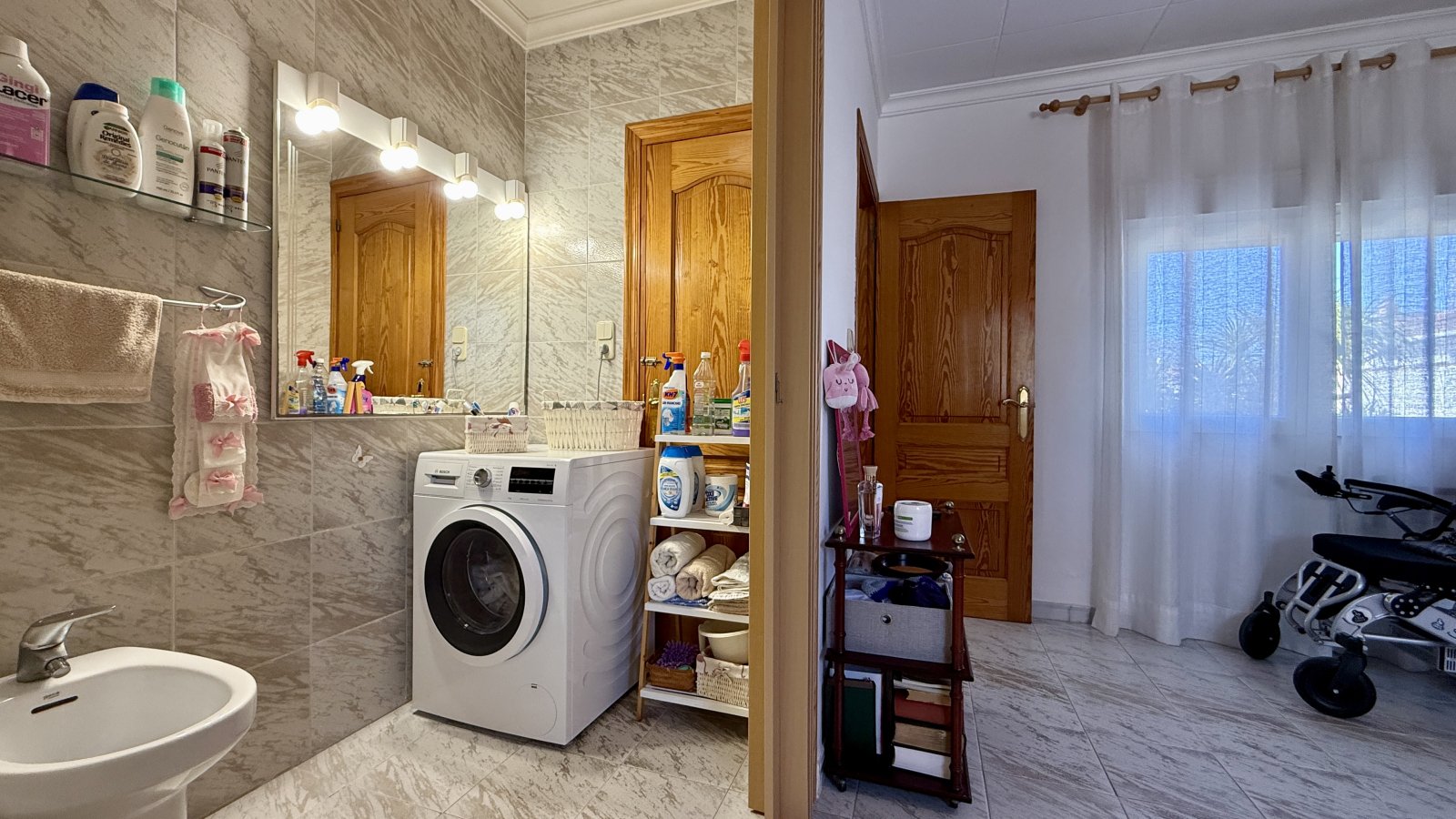 Villa with 3 bedrooms and 3 bathrooms 400 meters from Les Deveses Beach