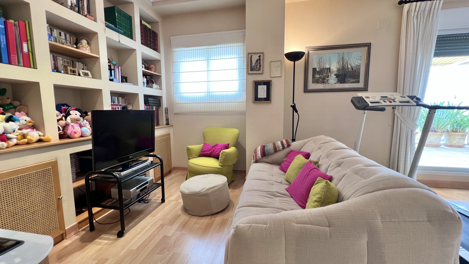 Exclusive 4-bedroom duplex penthouse with private rooftop pool