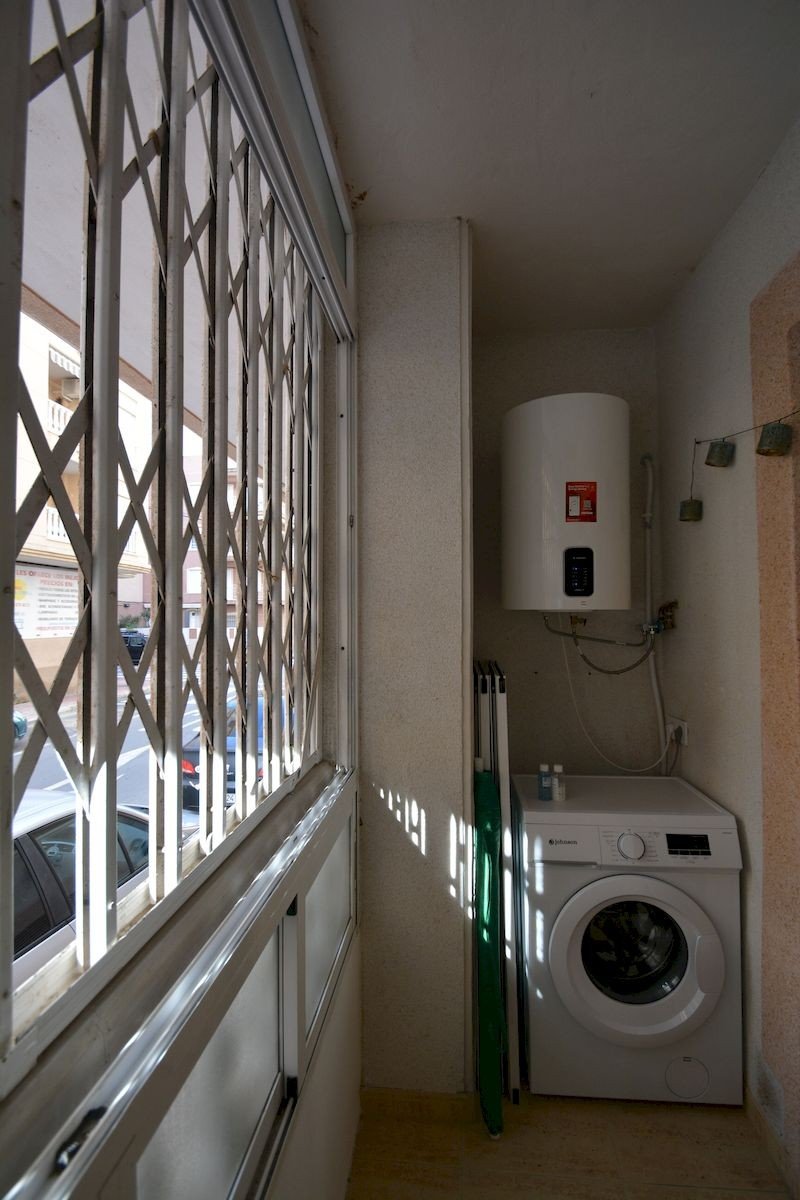 Renovated ground floor apartment just 200 m from the beach