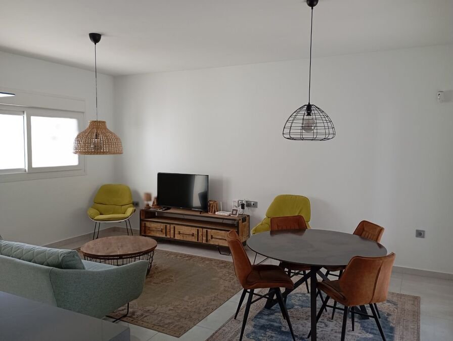 Modern villa with 3 bedrooms, 3 bathrooms, a roof terrace and a private pool