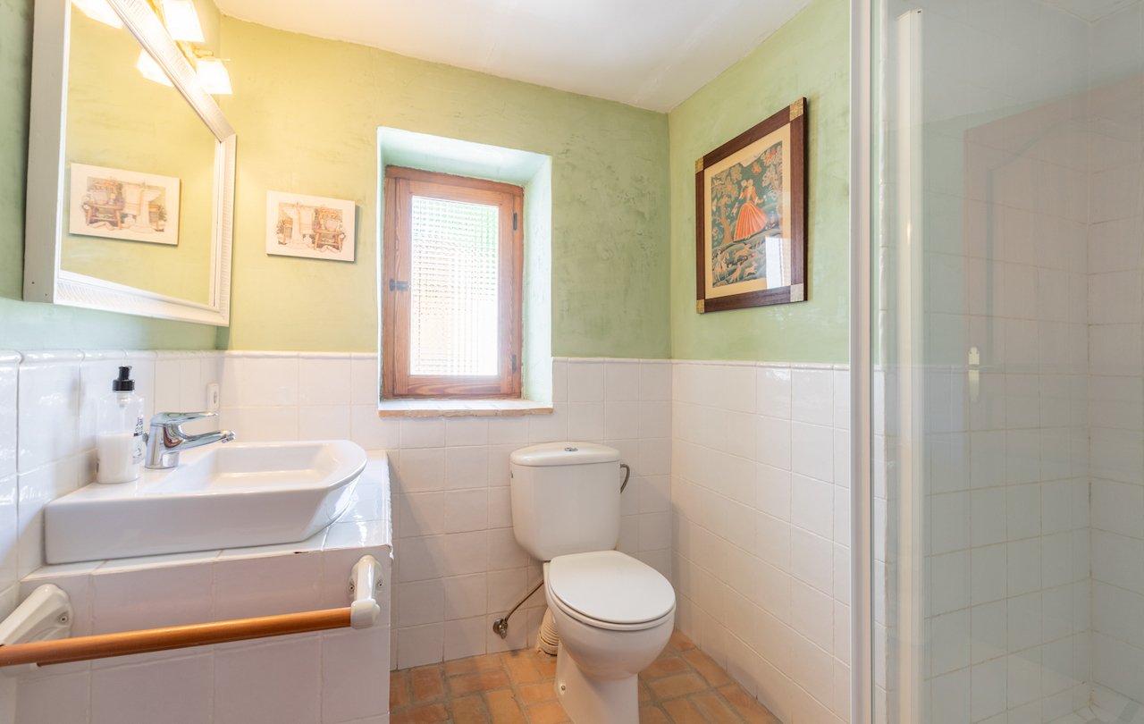 Fantastic rustic estate in traditional Valencian style with every luxury detail