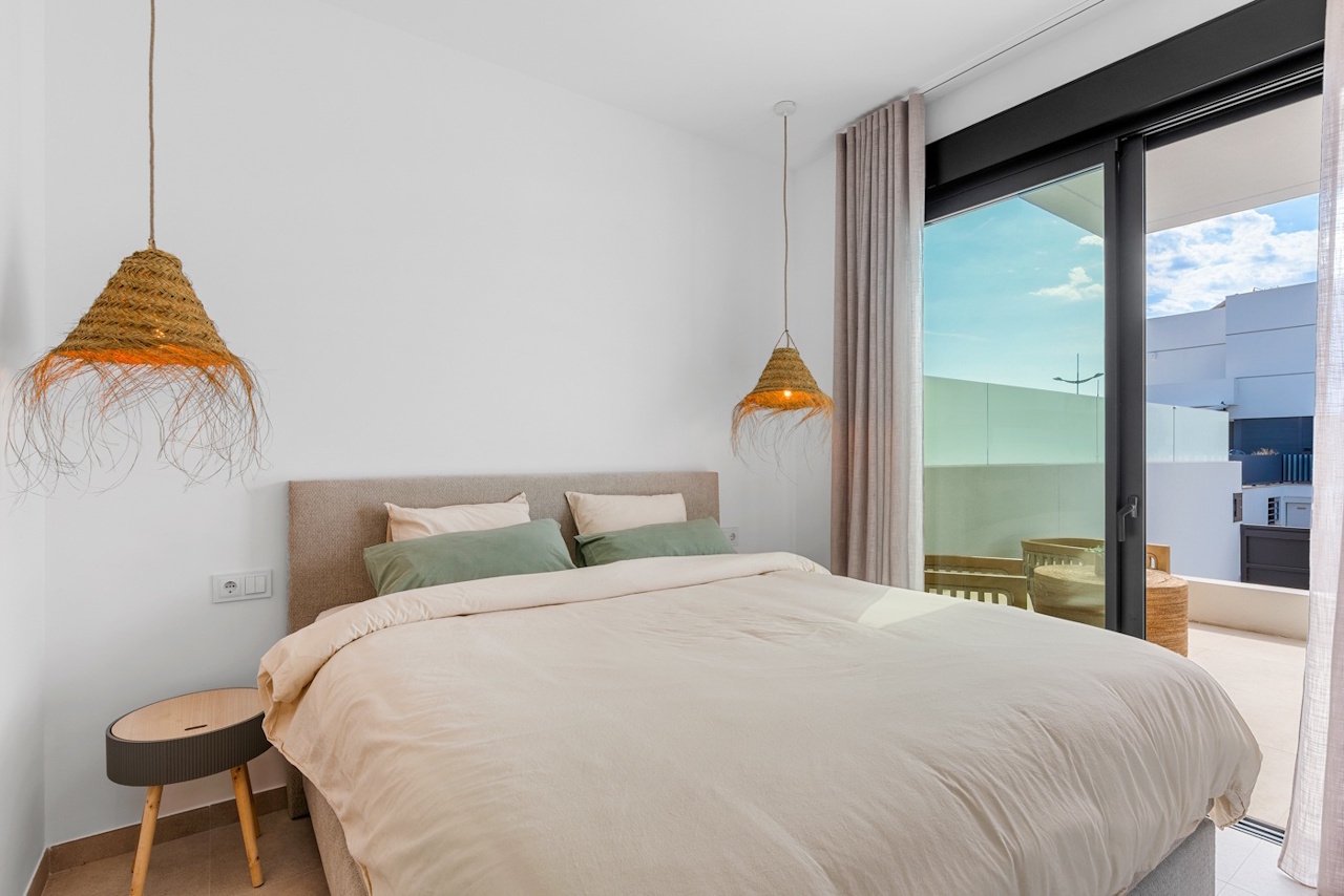 Spacious townhouses with 3 bedrooms, 2 bathrooms, 1 toilet, private pool and private parking