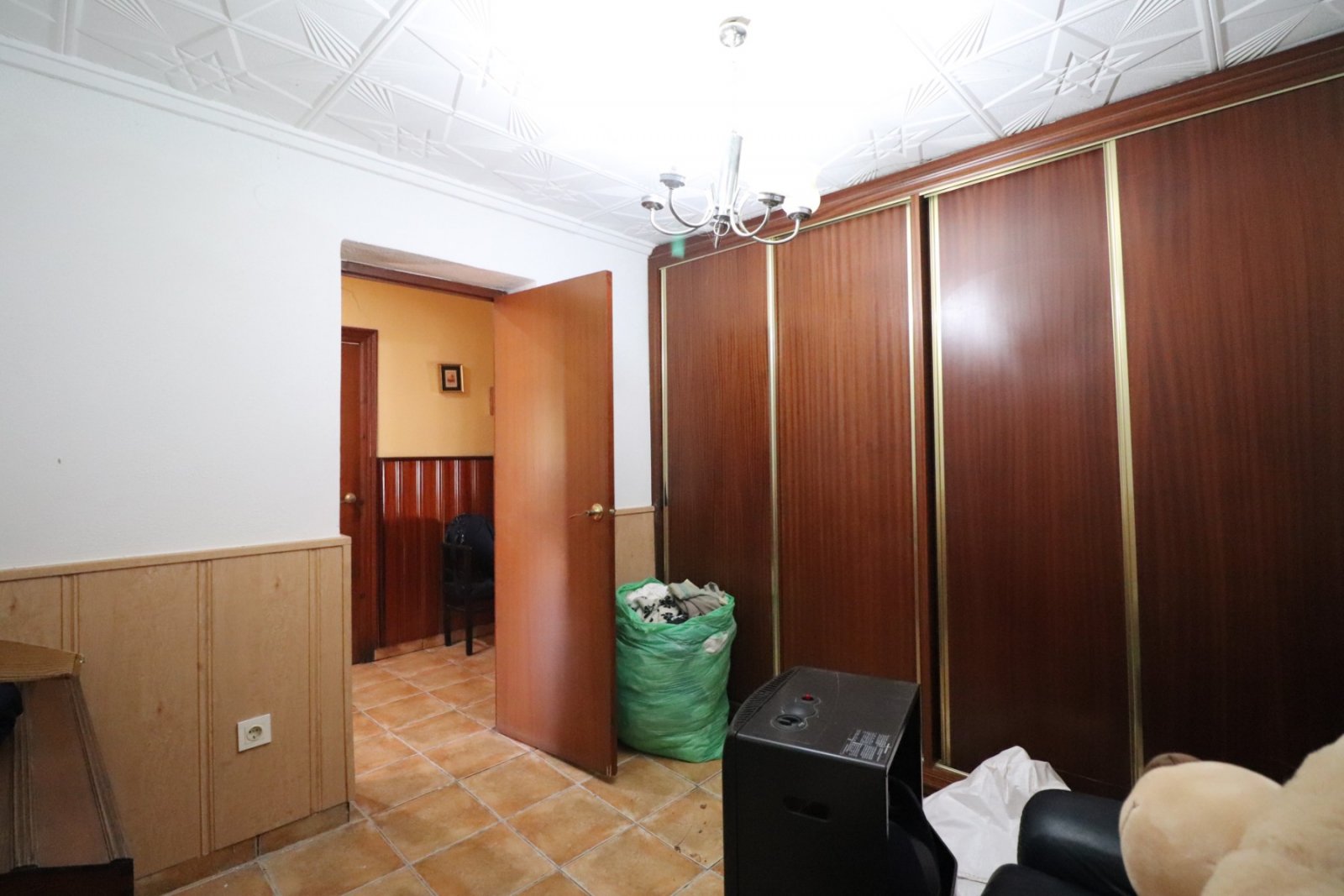 Detached house with 5 bedrooms, 2 bathrooms, garage and beautiful views