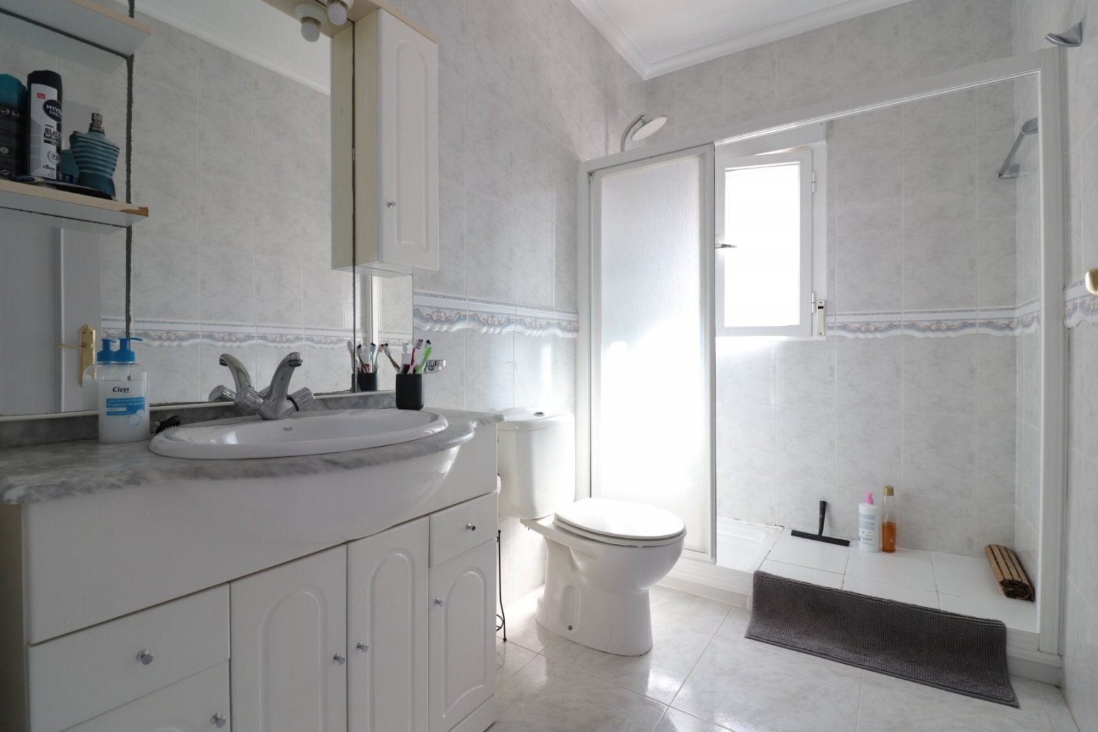 West Facing Detached Villa with 2 bedrooms, 2 bathrooms and private pool