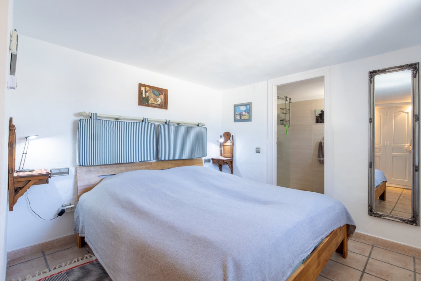 Charming 3 bedroom country house with private pool and marvellous views