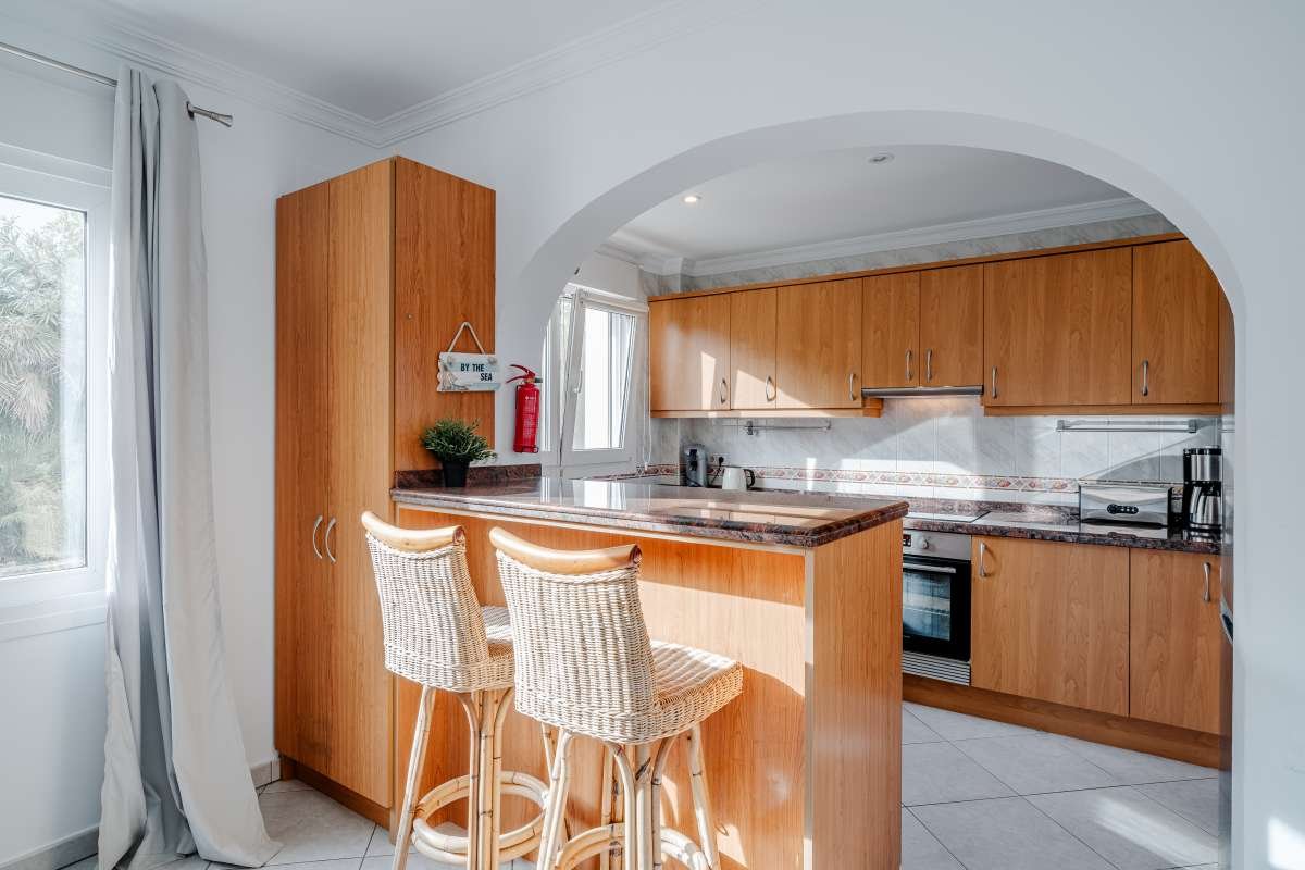 Pleasant villa with 3 bedrooms, 2 bathrooms, garage, private pool, sea views and views of the Peñon de Ifach