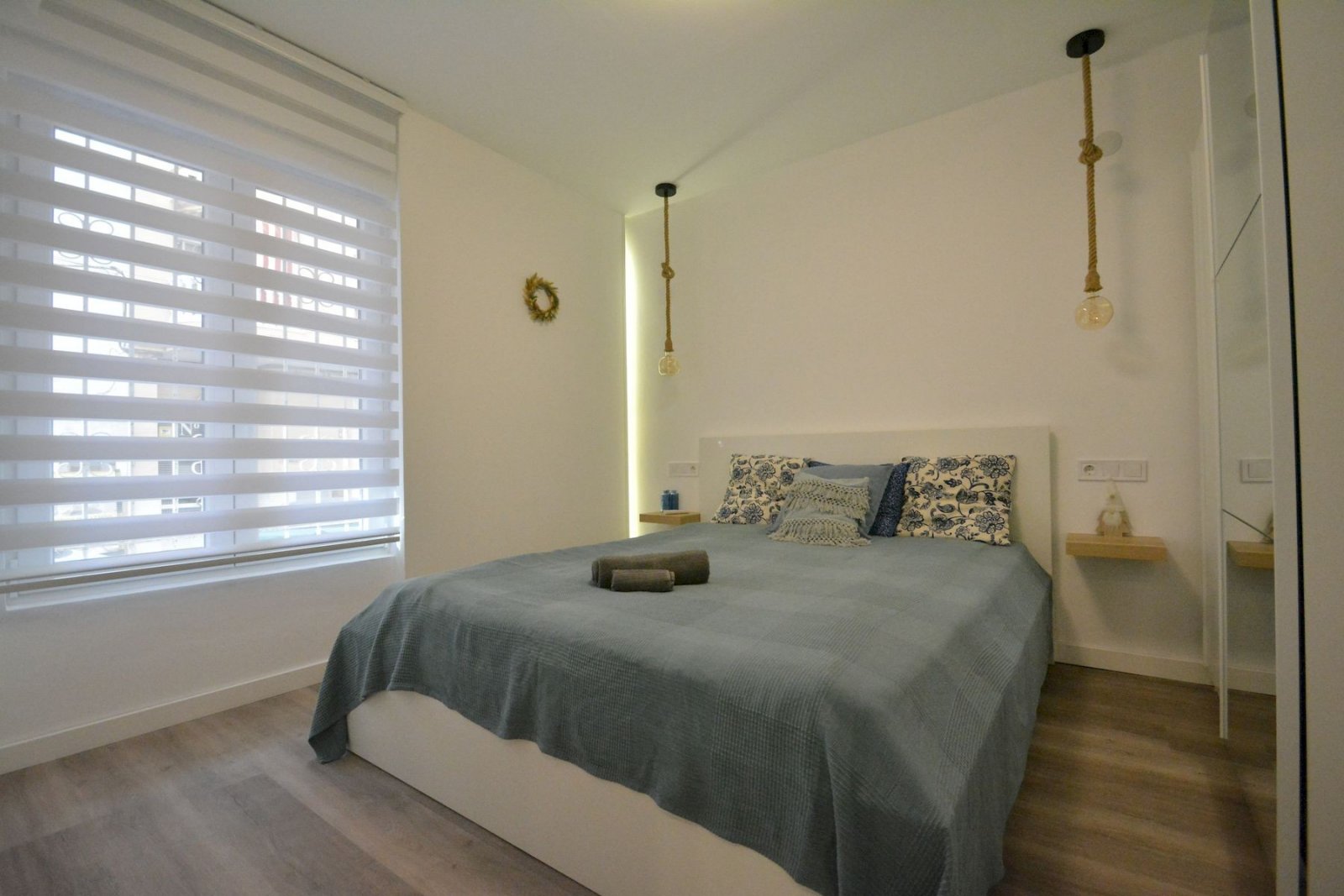 Renovated ground floor apartment just 200 m from the beach