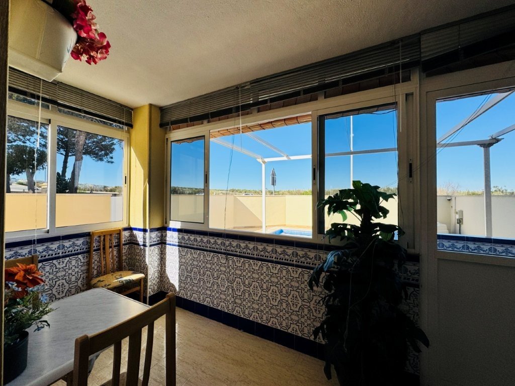 Ground floor apartment with 2 bedrooms, 1 bathroom, private pool and large terrace just 600 metres from the beach