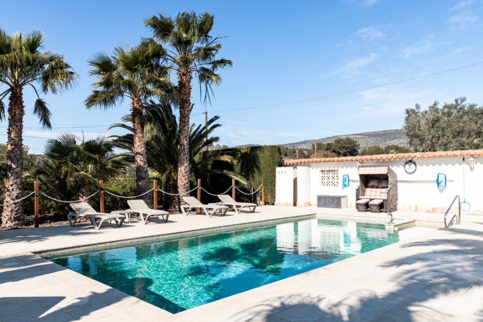 Charming 3 bedroom country house with private pool and marvellous views