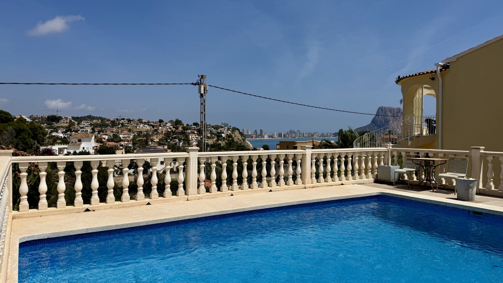 Villa with sea views in an excellent location in Calpe