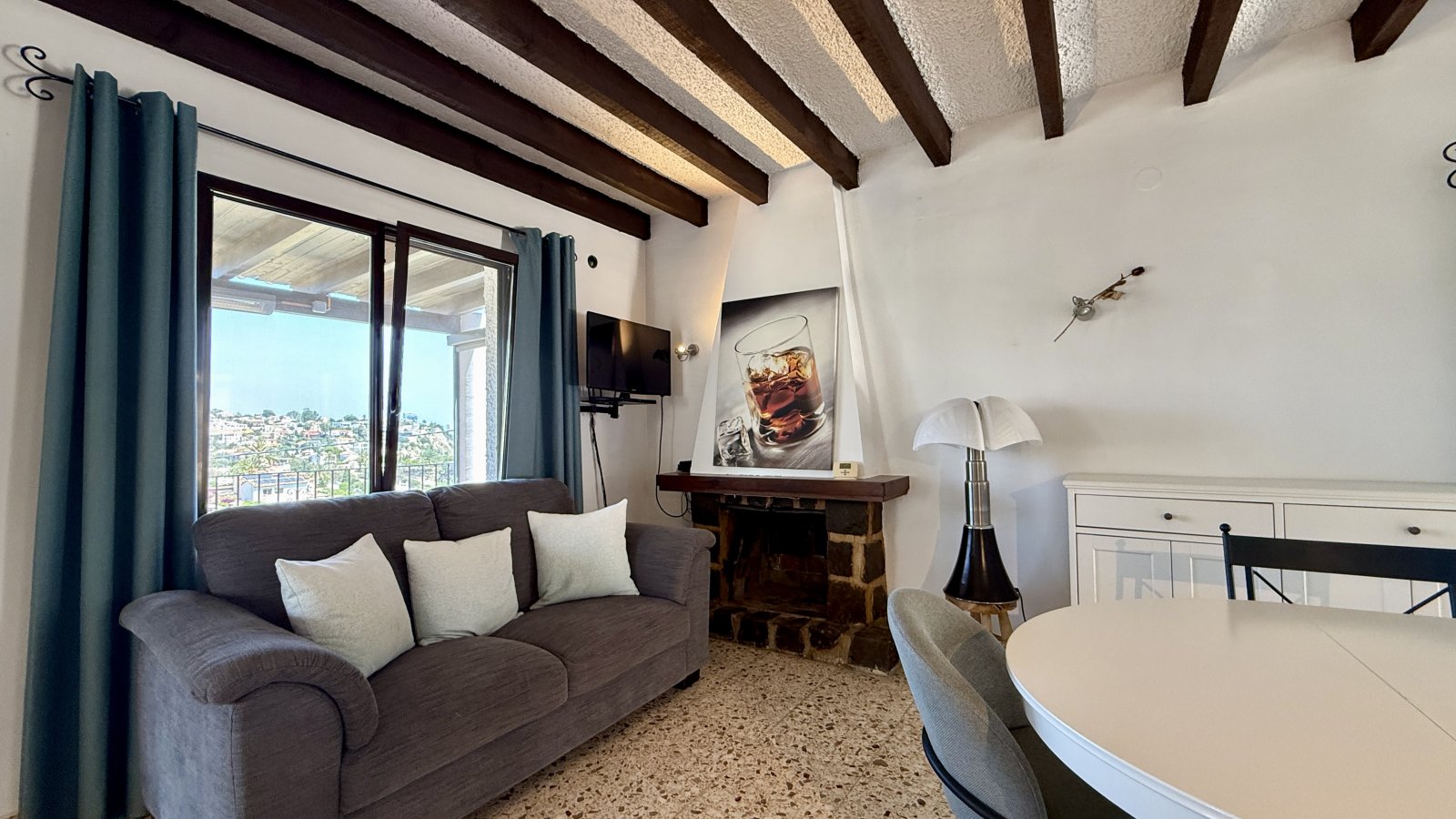 Villa with sea views in an excellent location in Calpe
