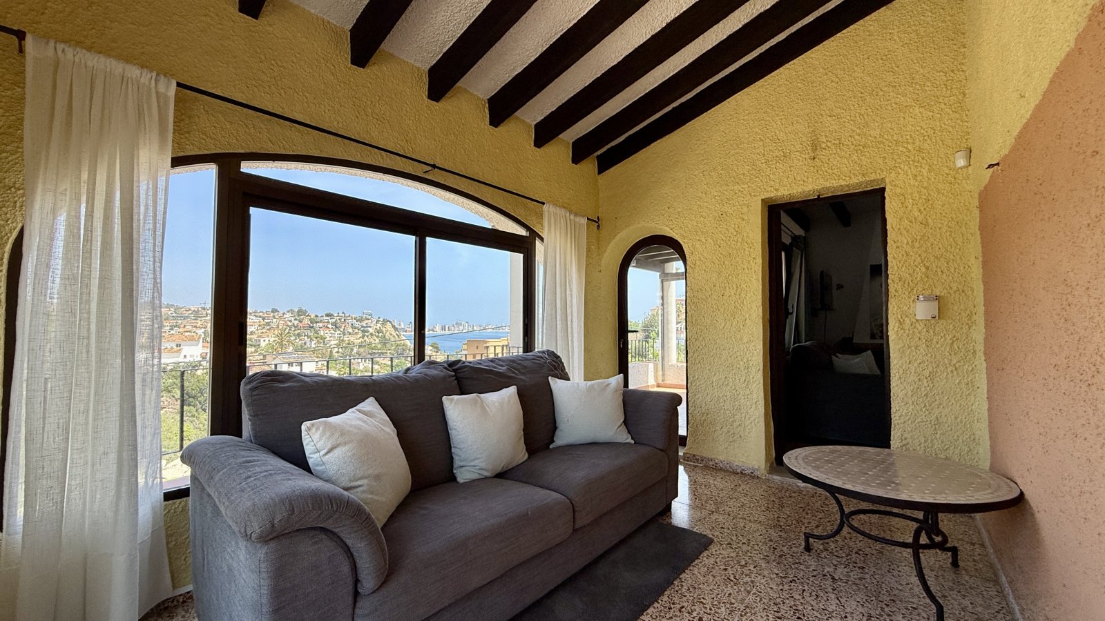 Villa with sea views in an excellent location in Calpe