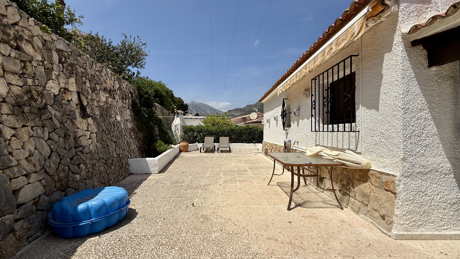 Villa with sea views in an excellent location in Calpe