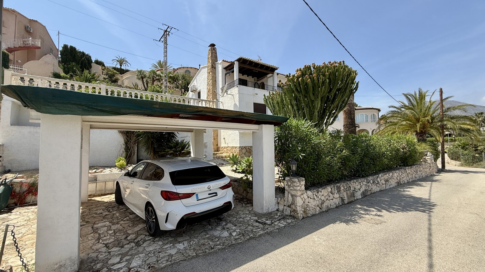 Villa with sea views in an excellent location in Calpe