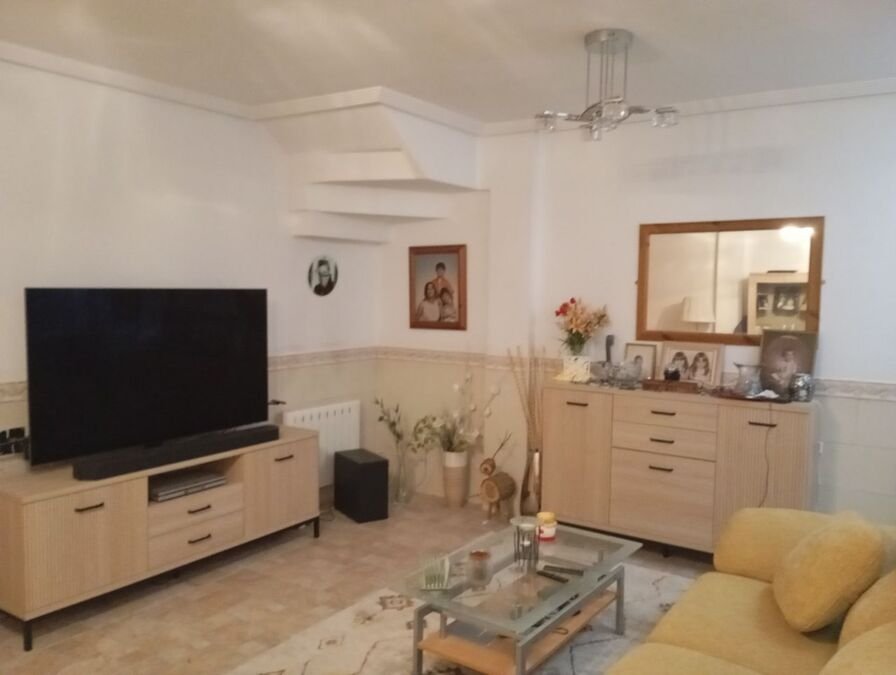 Terraced house with 2 bedrooms, 1 bathroom, a guest toilet, a roof terrace and a communal swimming pool