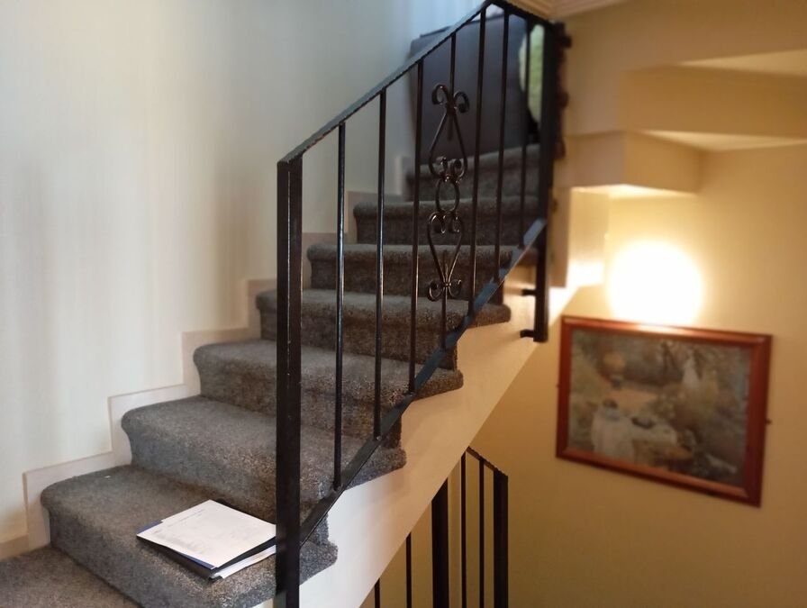 Terraced house with 2 bedrooms, 1 bathroom, a guest toilet, a roof terrace and a communal swimming pool