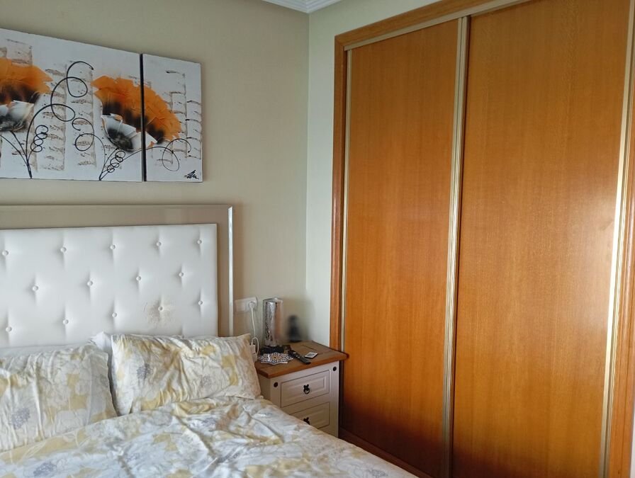 Terraced house with 2 bedrooms, 1 bathroom, a guest toilet, a roof terrace and a communal swimming pool