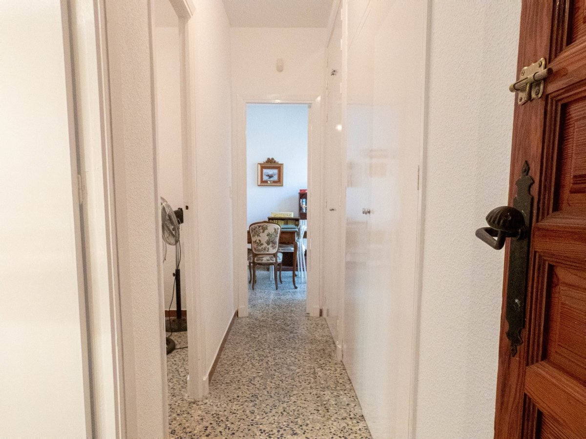 Attractive single-storey villa with 268 m2 of living space on 800 m2 of land