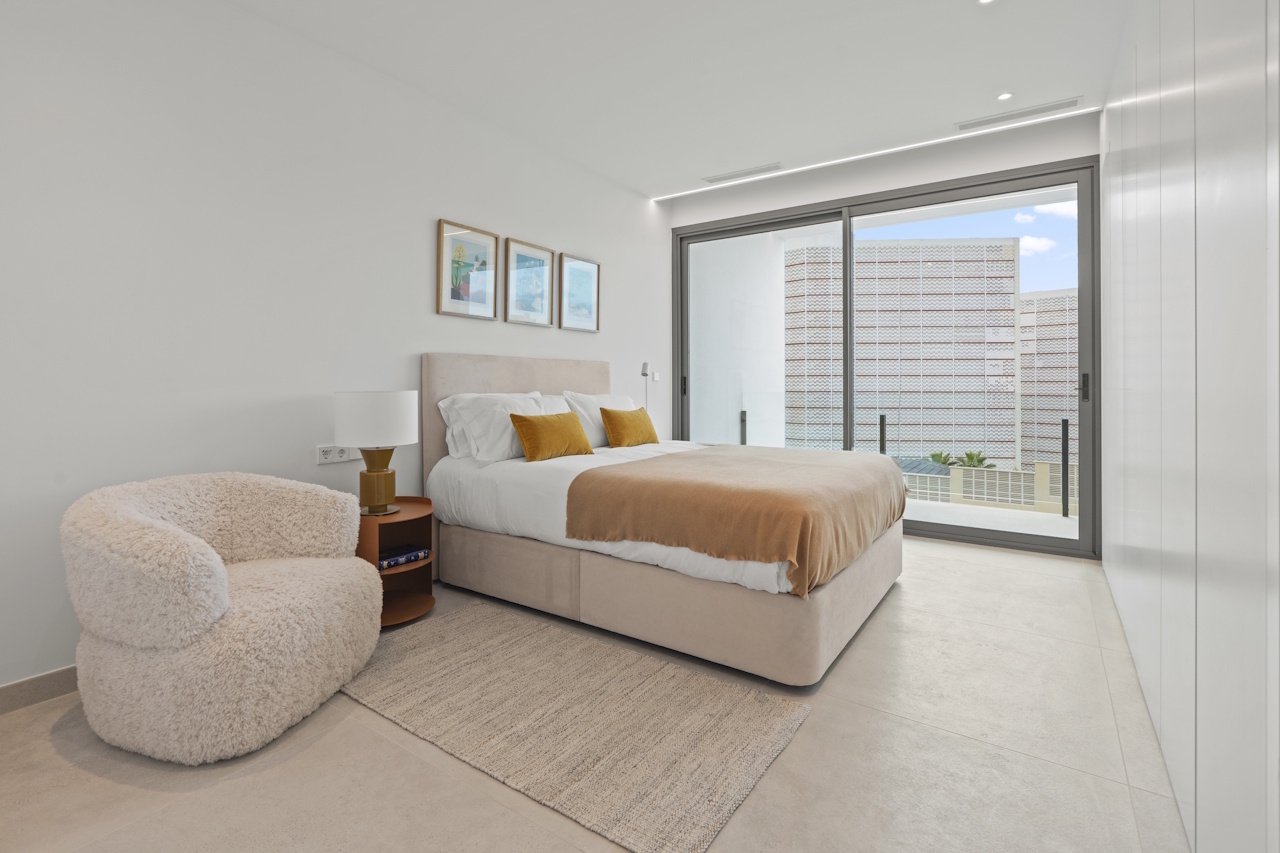 Luxury villas with 3 bedrooms, 2-3 bathrooms, underfloor heating, air conditioning and private pool in one of Benidorm’s most sought-after areas