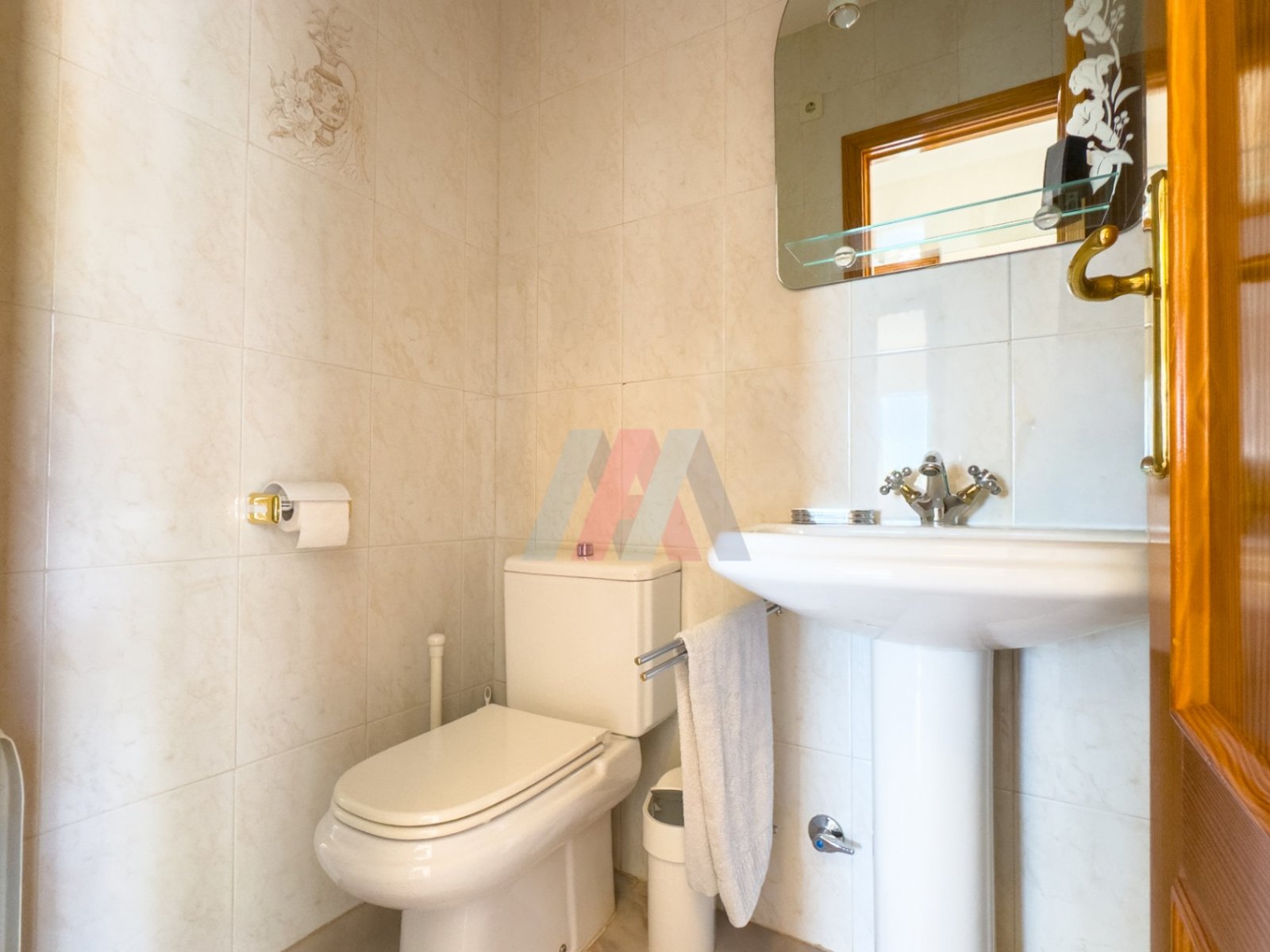 Single-storey villa with 3 bedrooms, 1 bathroom, garage and private swimming pool in Barranco Hondo