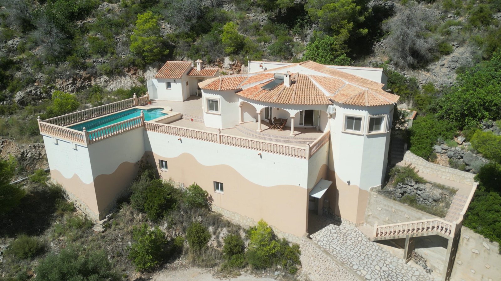 2-Bedroom Villa with Pool in Pego, Quiet and Nature-Filled Location on Monte Mostalla