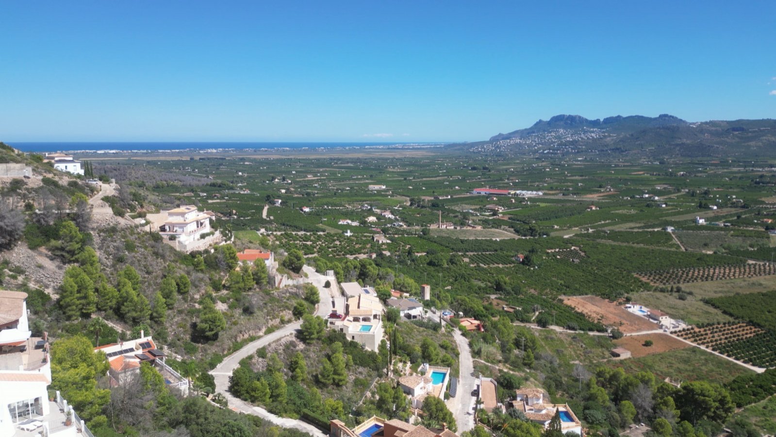 2-Bedroom Villa with Pool in Pego, Quiet and Nature-Filled Location on Monte Mostalla