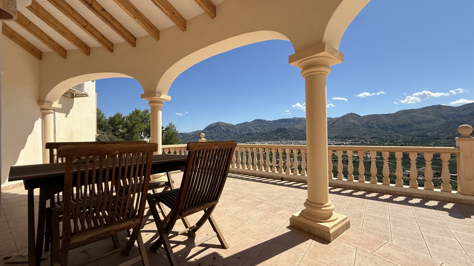 2-Bedroom Villa with Pool in Pego, Quiet and Nature-Filled Location on Monte Mostalla