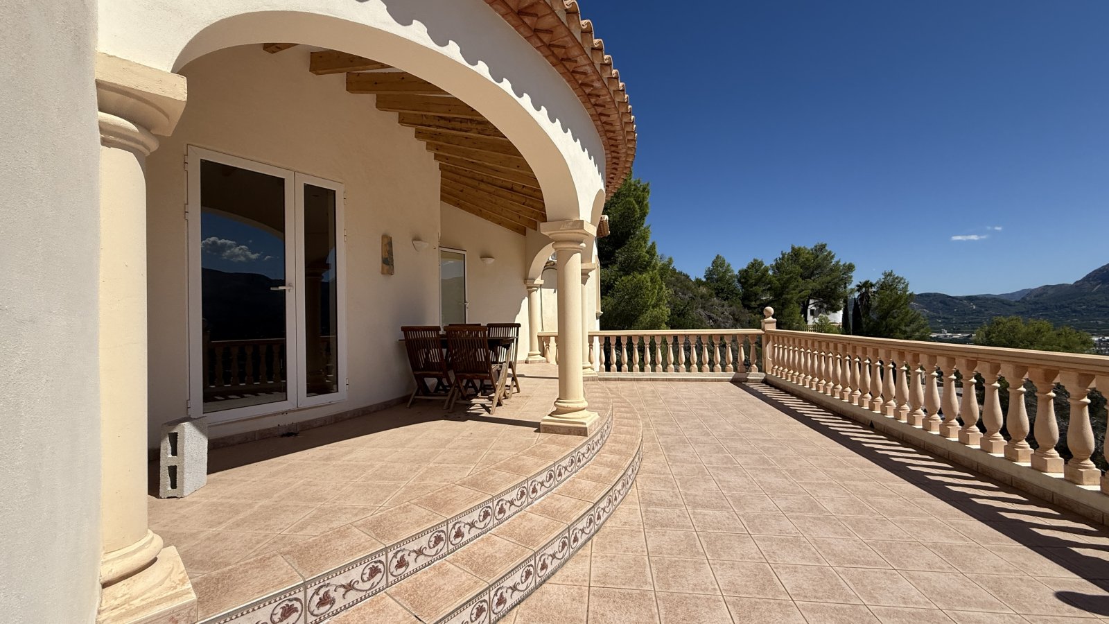 2-Bedroom Villa with Pool in Pego, Quiet and Nature-Filled Location on Monte Mostalla