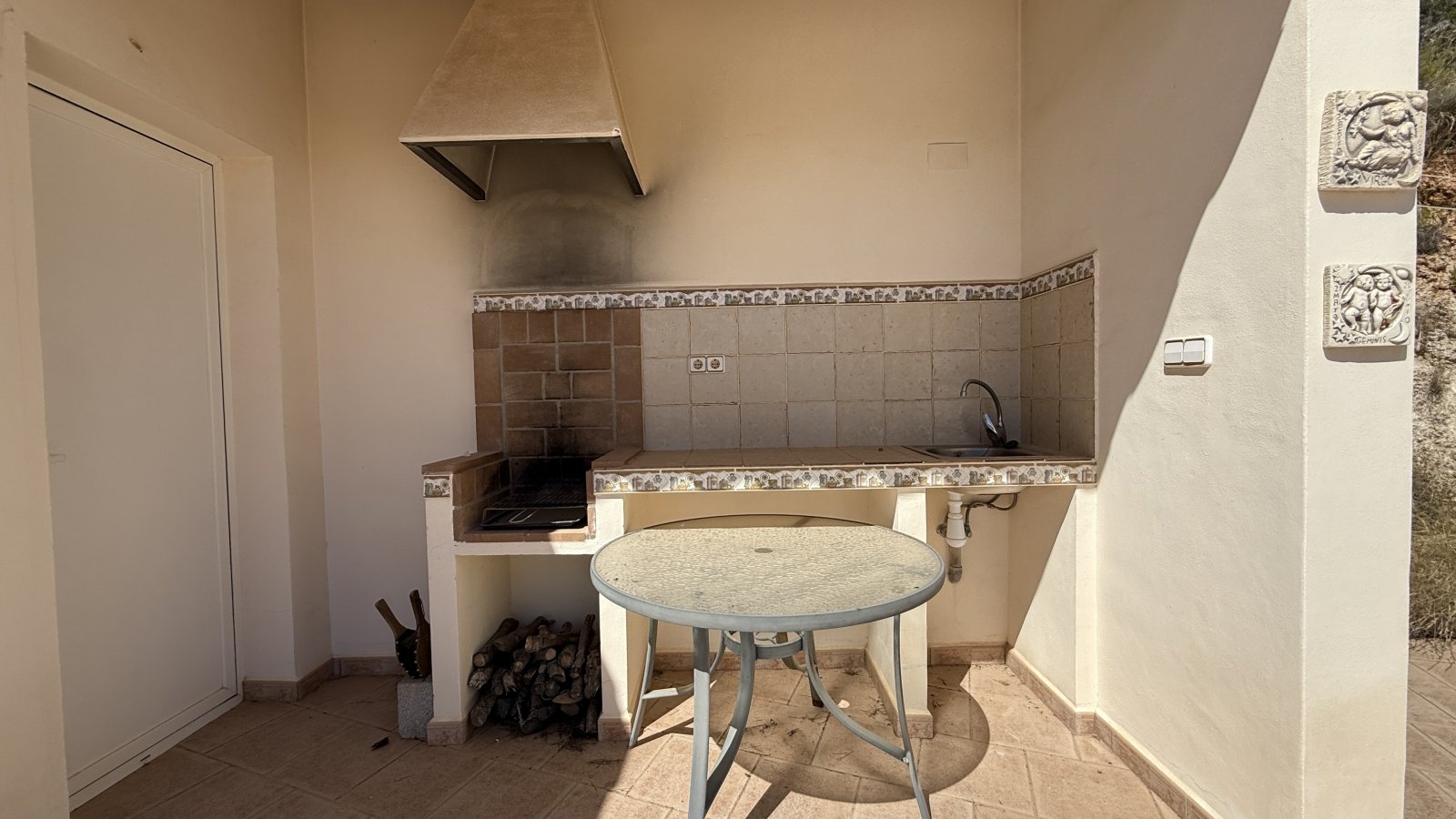 2-Bedroom Villa with Pool in Pego, Quiet and Nature-Filled Location on Monte Mostalla
