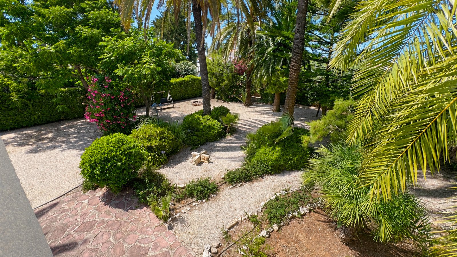 Cosy 2-bedroom finca near the beach with a lovely garden