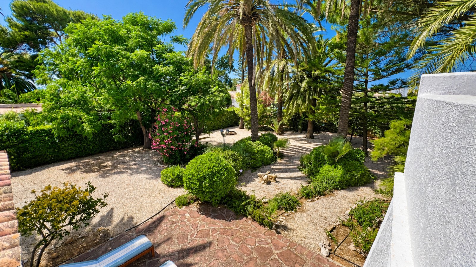 Cosy 2-bedroom finca near the beach with a lovely garden