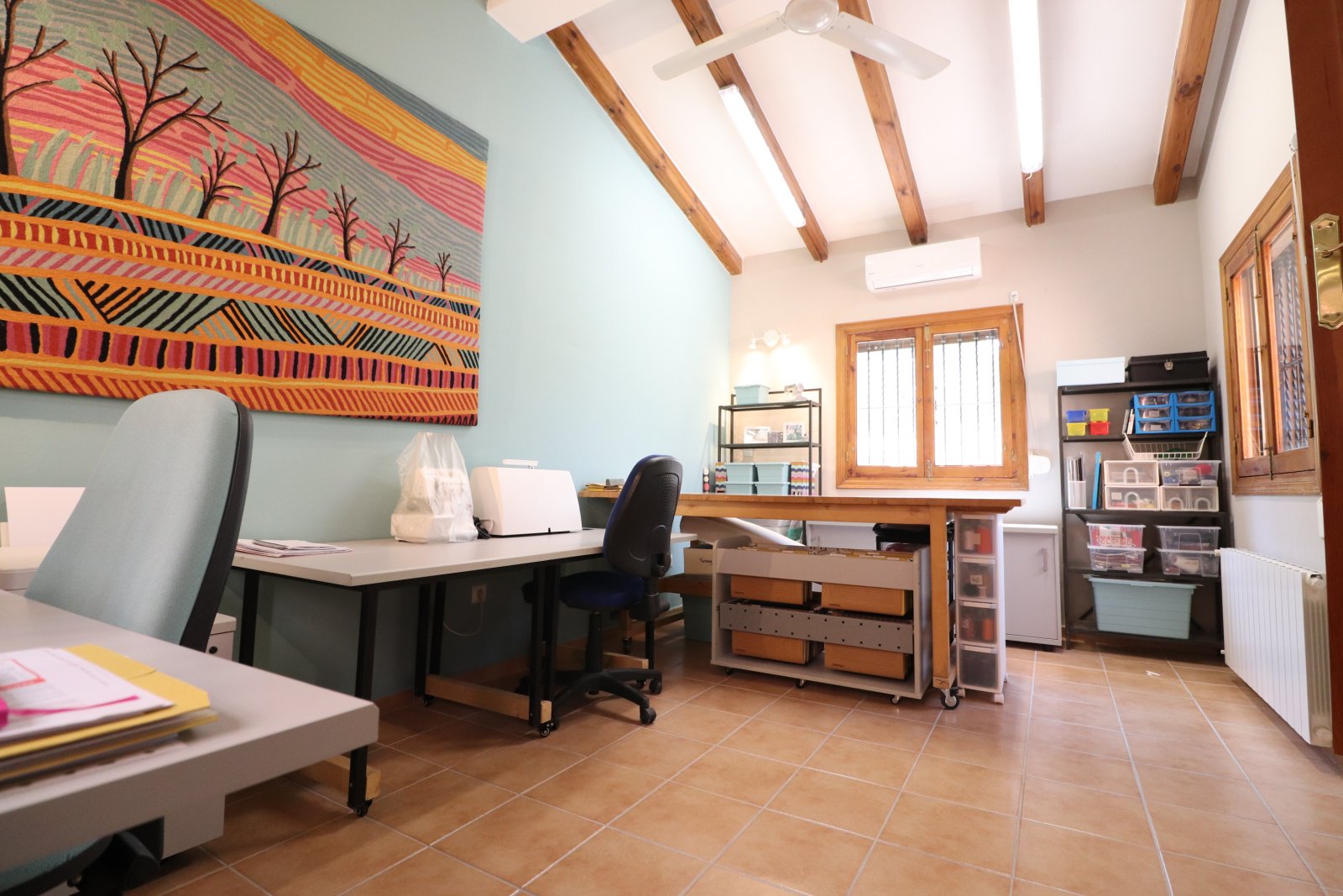 Stunning country villa with 7 bedrooms, 5 bathrooms, private pool and beautiful views on a large plot