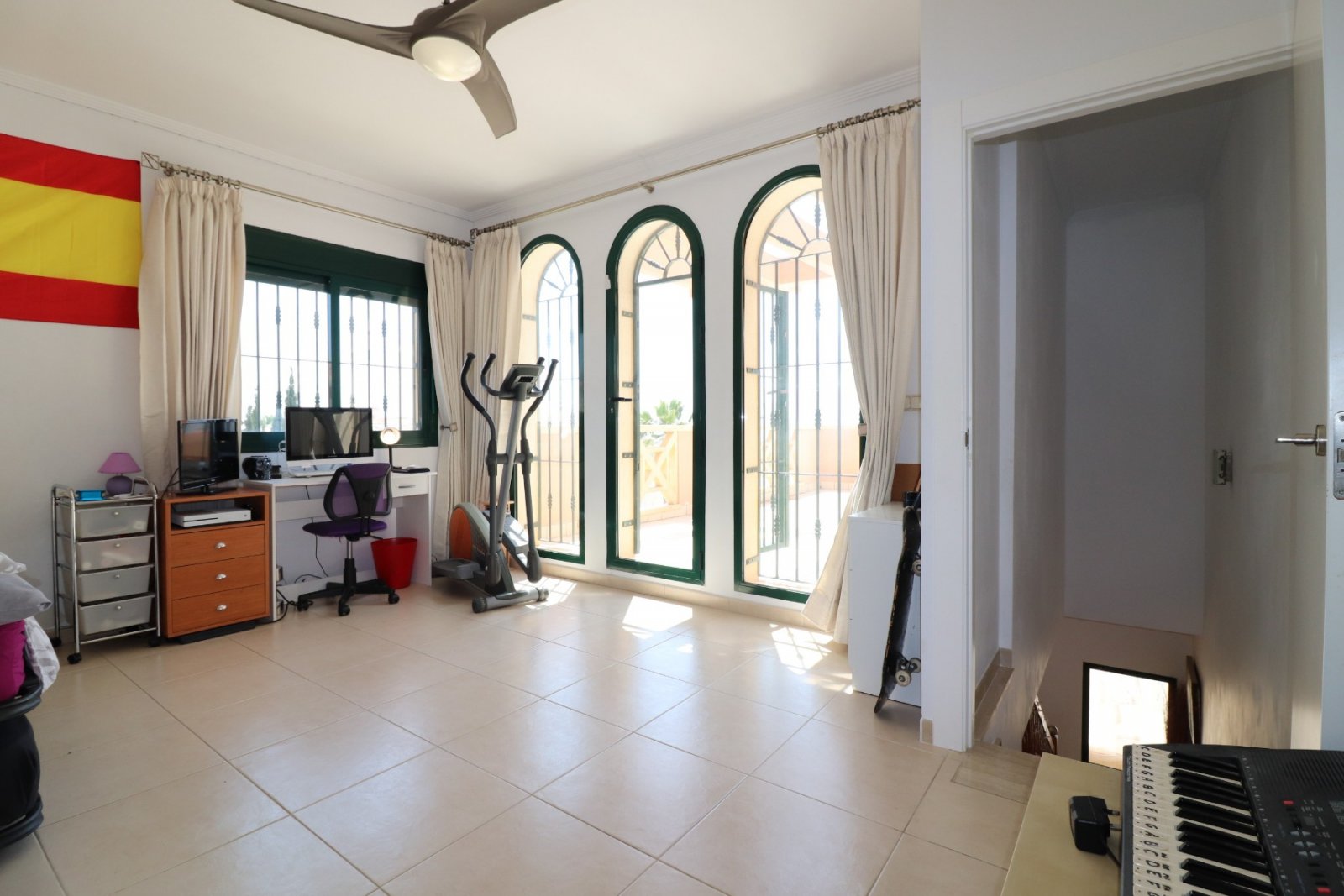 Exclusive villa with 4 bedrooms, 2 bathrooms and private pool