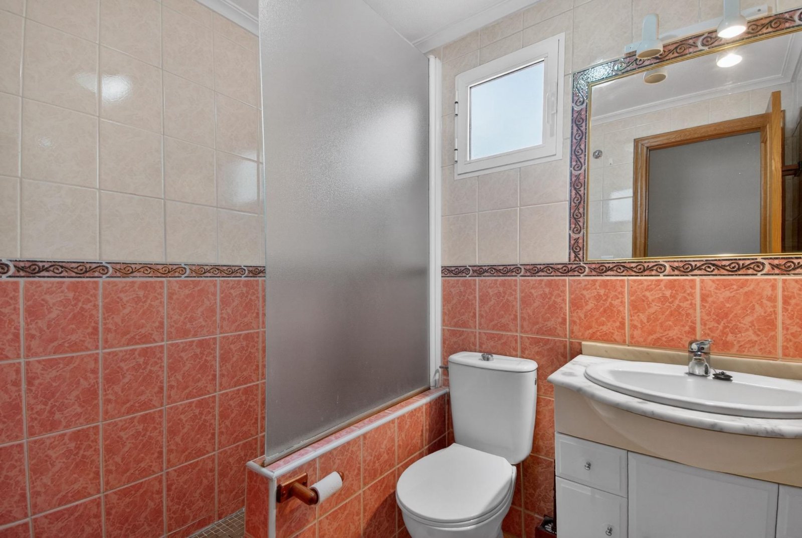 Apartment with 2 bedrooms and 1 bathroom just 600m from Acequión Beach