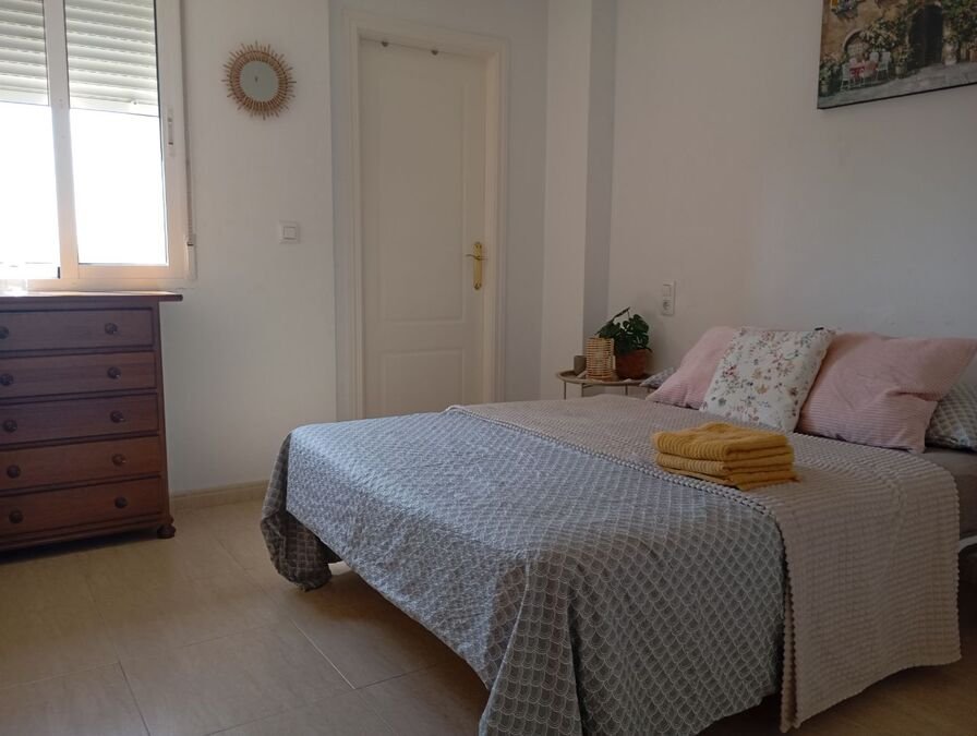 Apartment with 2 bedrooms, 2 bathrooms, roof terrace and communal swimming pool