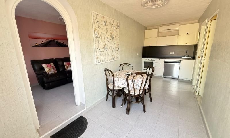 A beautiful property in El Pinar de Campoverde comprising a main house, a guest house, a garage and a private swimming pool