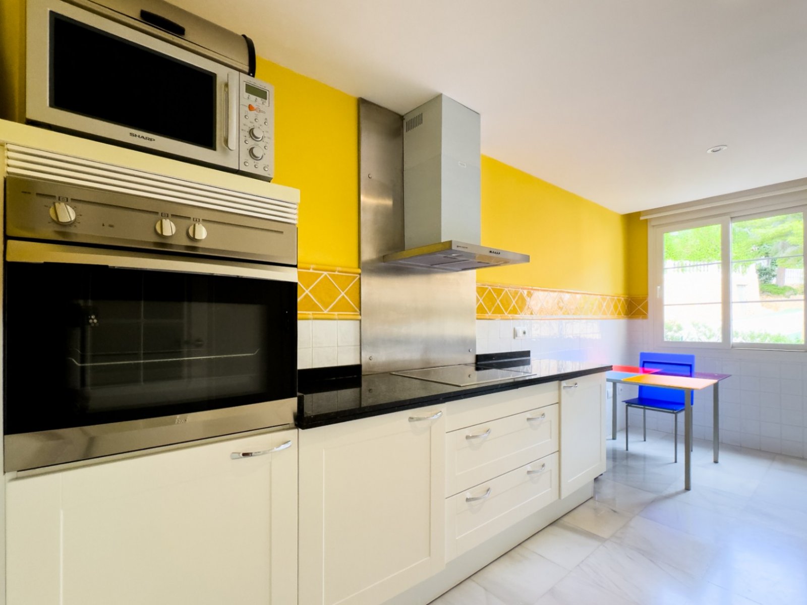 Apartment with Large Terrace and Sea Views in Altea Hills