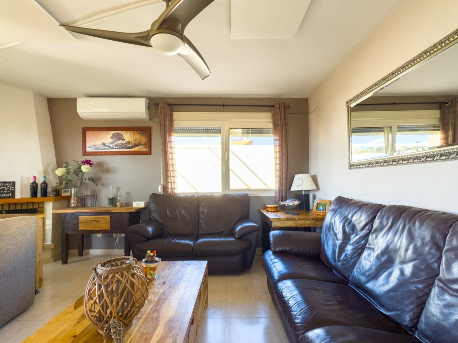 Mediterranean Villa with Sea Views and walking distance to the sea