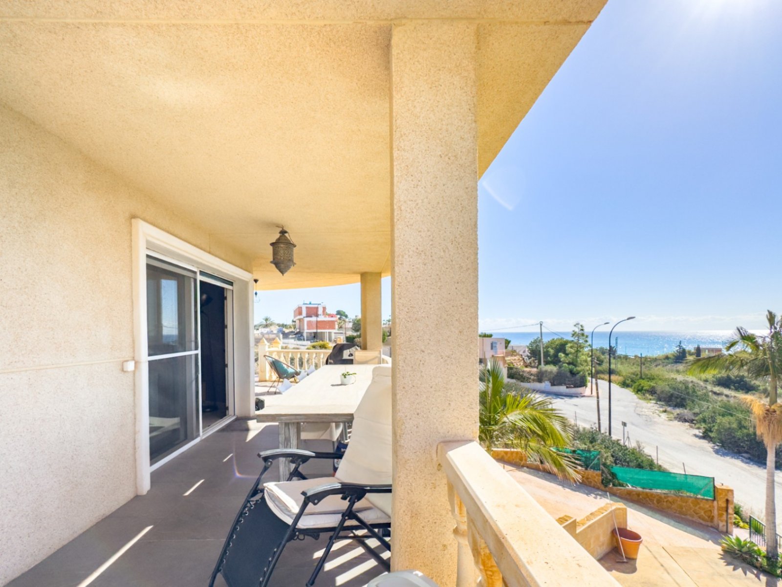 Mediterranean Villa with Sea Views and walking distance to the sea