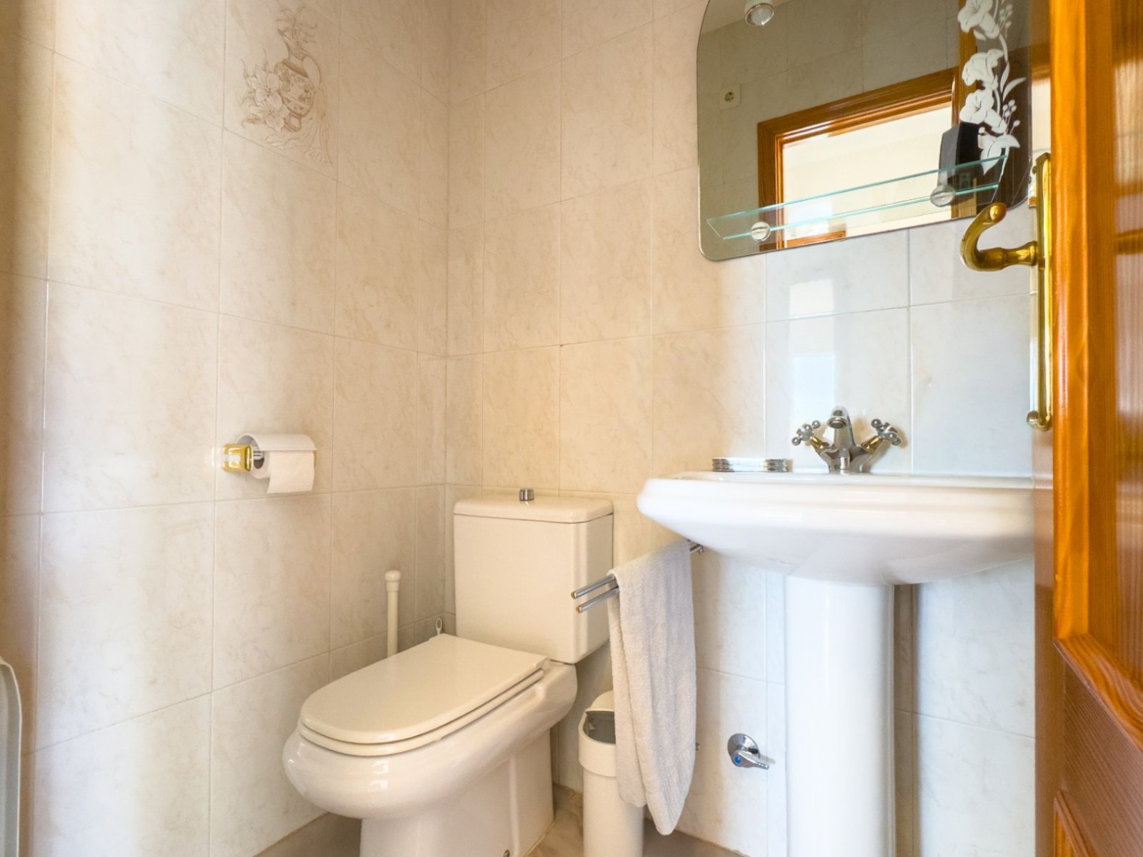Single-storey villa with 3 bedrooms, 1 bathroom, garage and private swimming pool in Barranco Hondo